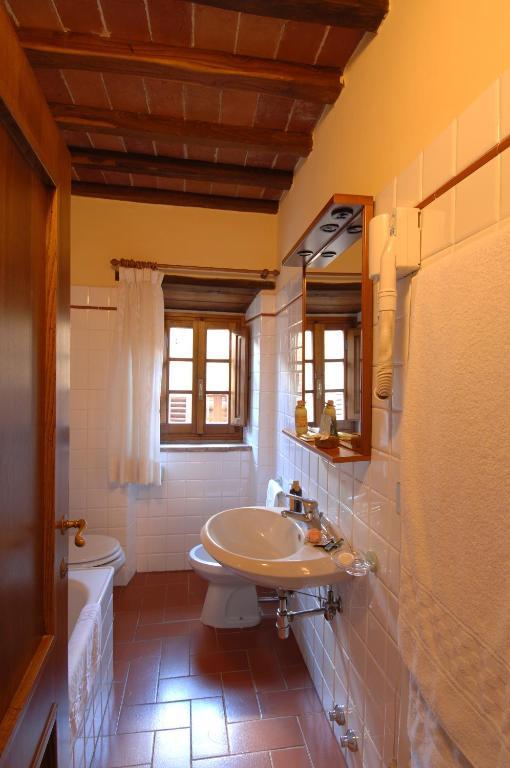 Castello Di Gargonza 3*
