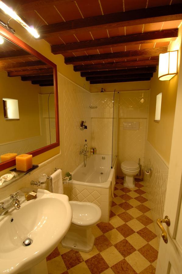 Castello Di Gargonza Resort 3*